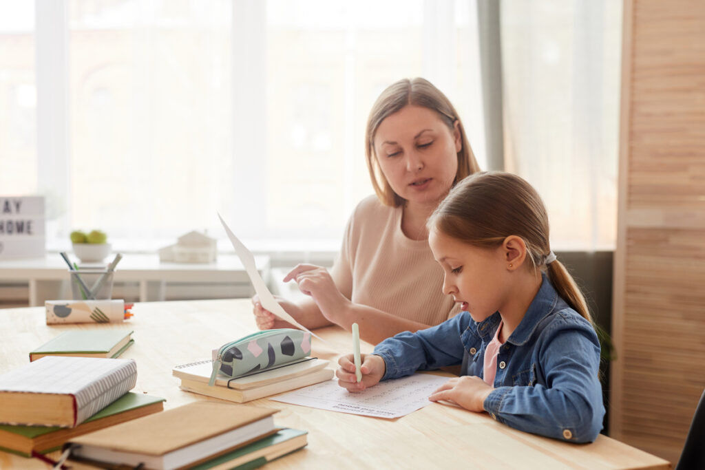 Homeschooling Tidak Kompetitif? Keuntungan dan Kekurangan yang Perlu Diketahui