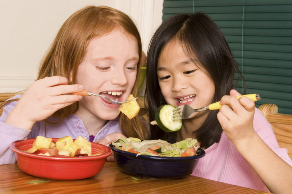 Healthy Eating Habits for Homeschooling Kids: Tips and Benefits