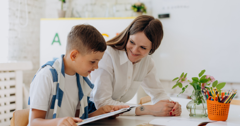 Homeschooling untuk Anak Pemalu: Bagaimana Membantu Anak Menjadi Lebih Percaya Diri